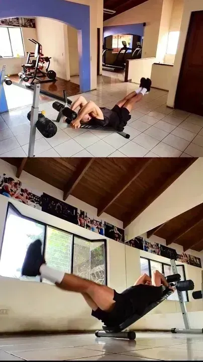 Banca Declinada Subir Piernas Extendidas Luego Cadera