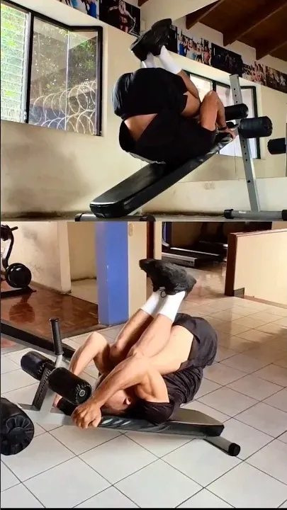 Decline Bench Knees To Head